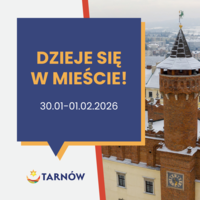 Na zdjęcie tarnowski ratusz pokryty śniegiem oraz napis "Dzieje się w mieście"